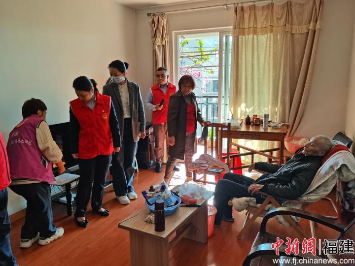 福州：闽菜大师进社区 志愿服务助老扶老传递孝道