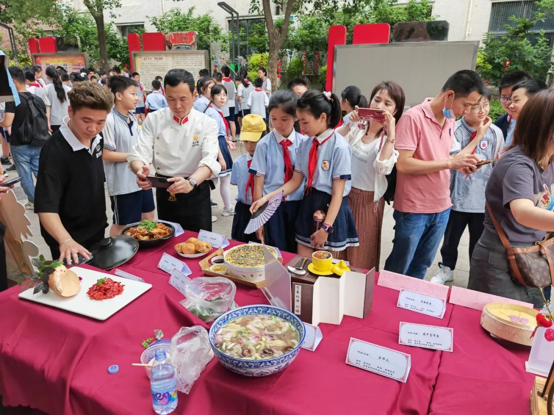 福清市餐饮服务行业协会举办“欢度六一 闽菜飘香 融情瑞亭”校园美食展