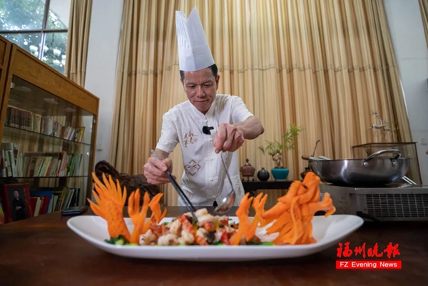 Jin Ningfei: A Cooking Master with Apprentices All Over the World