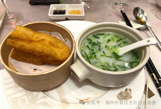 首届中国地标美食产业发展大会在浙江兰溪举办 福州市餐饮烹饪行业协会作为中囯饭店协会副会长单位应邀出席